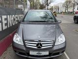 Mercedes-Benz A -Klasse A 180 Avantgarde *AUTOMOTIK *TÜV *AHK - Mercedes-Benz A-Klasse: Auto