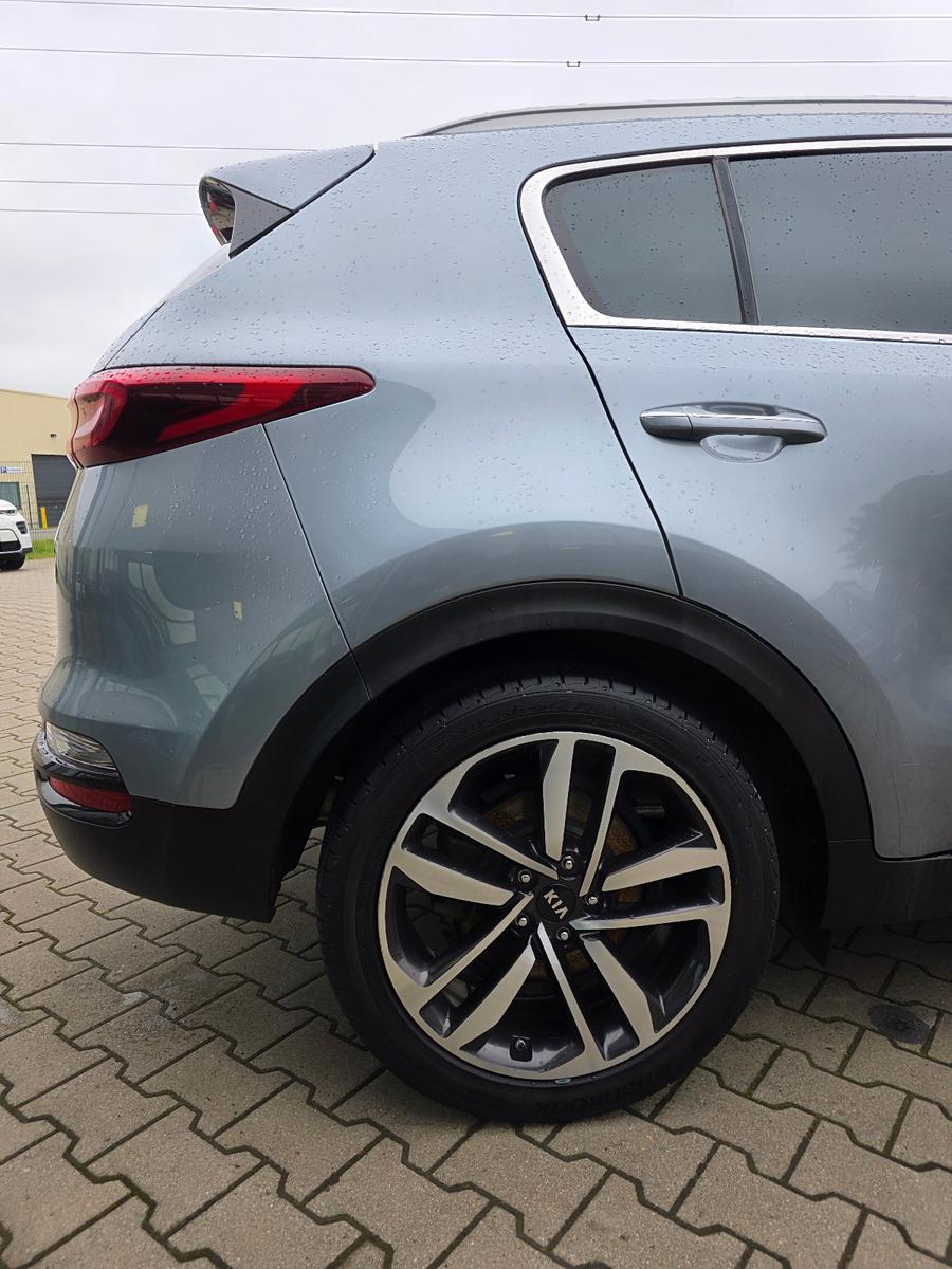 Kia Sportage Spirit 4WD*Bi-Led*Kamera*Pano*Leder*AHK