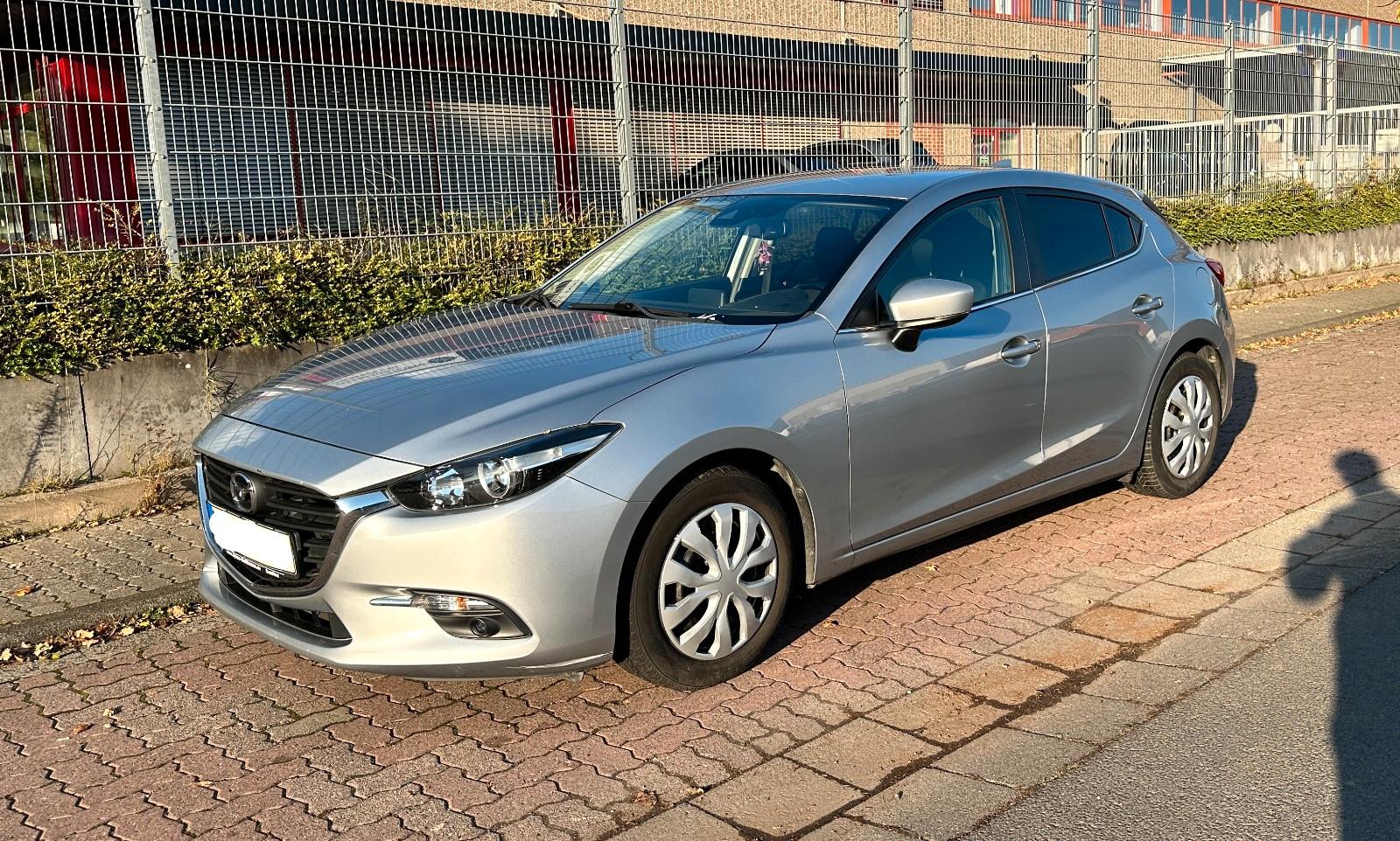 Mazda 3 Lim. Center-Line