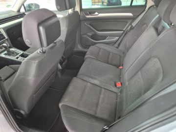 Volkswagen Passat Variant - 12
