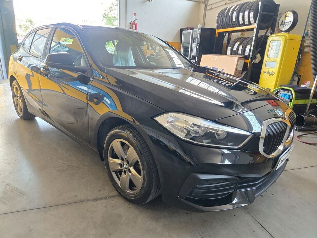 Image of BMW 116