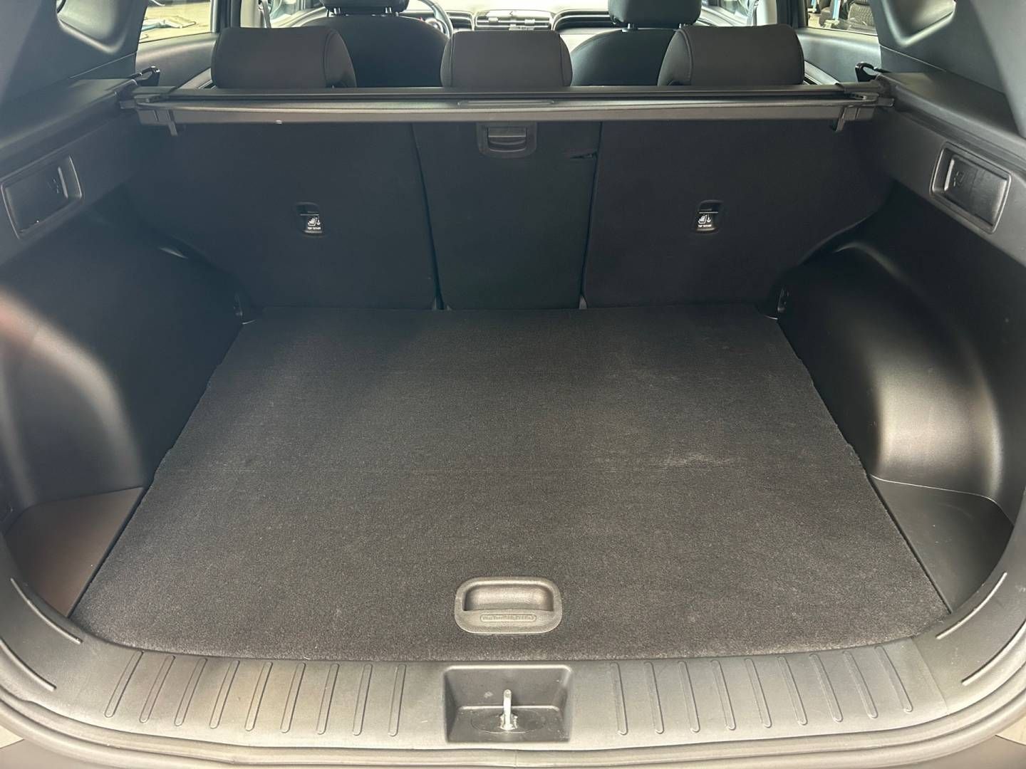 Fahrzeugabbildung Hyundai TUCSON Hybrid TREND