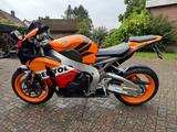 Honda Repsol CBR 1000 - HONDA 2009 CBR 1000