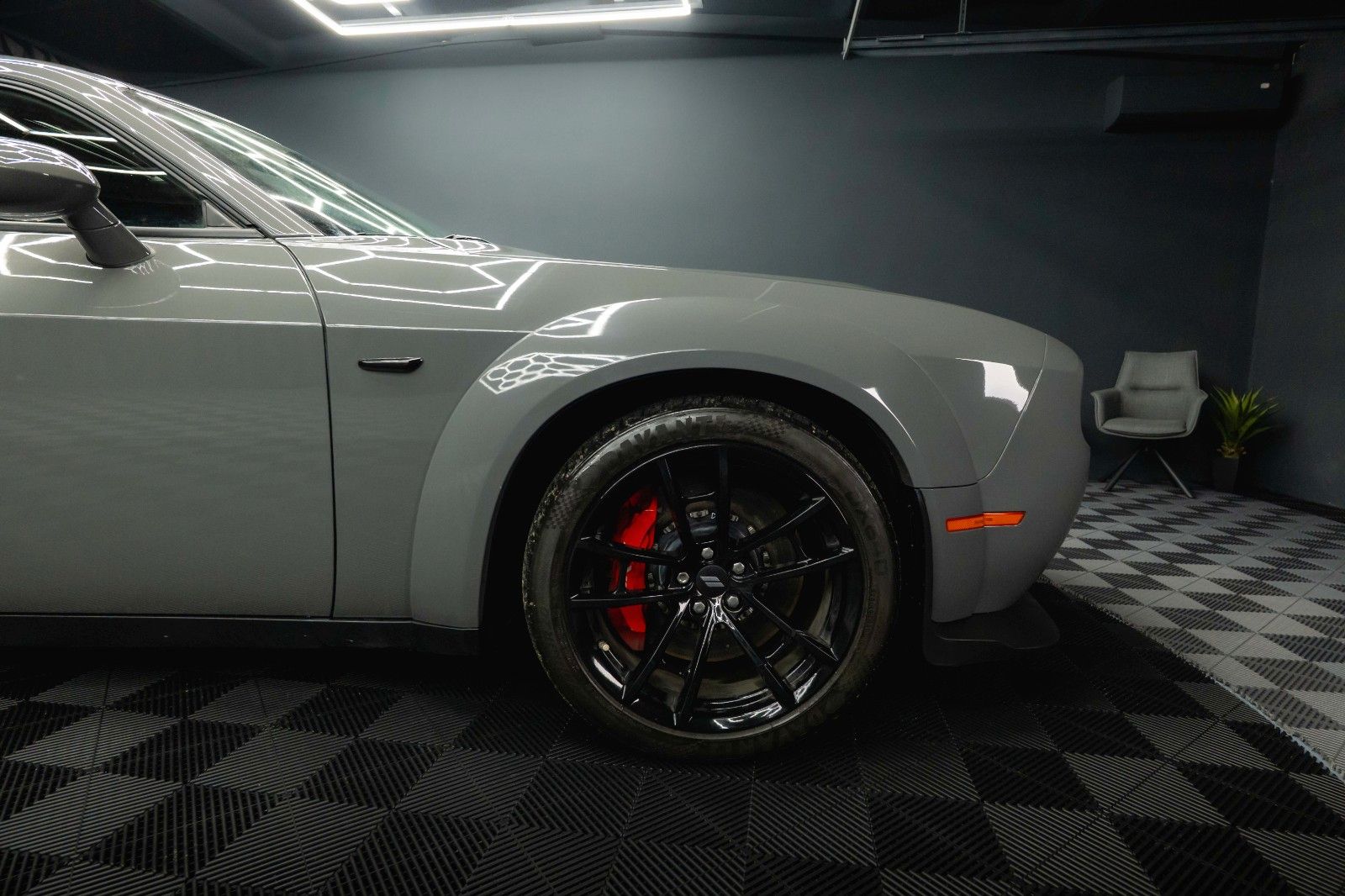 Fahrzeugabbildung Dodge Challenger 6.4 V8 SRT 392 R/T SCAT PACK WIDEBODY