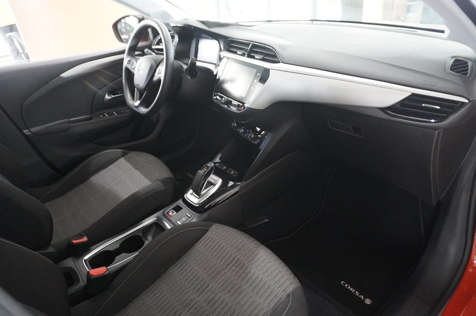 Fahrzeugabbildung Opel Corsa-e F EDITION 3-PHASIG NAVI/LED/KAMERA/SHZ