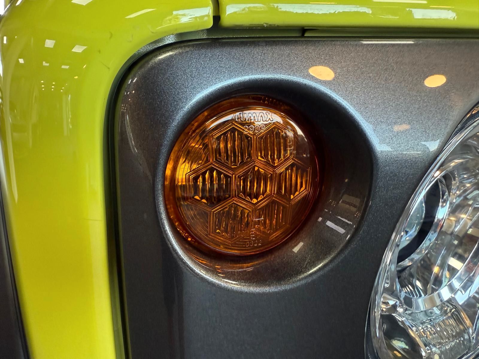 Fahrzeugabbildung Suzuki Jimmy GLX 4-TÜRER AUTOMATIK