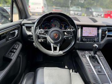 Porsche Macan - 8