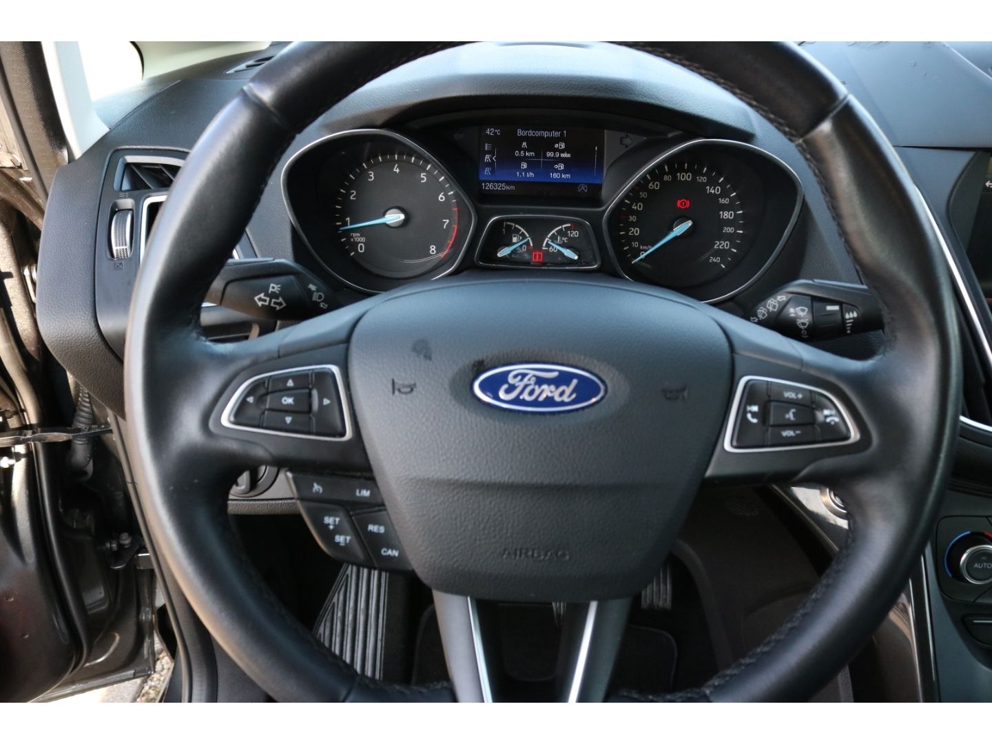 Fahrzeugabbildung Ford C-Max Titanium 1.0 EcoBoost