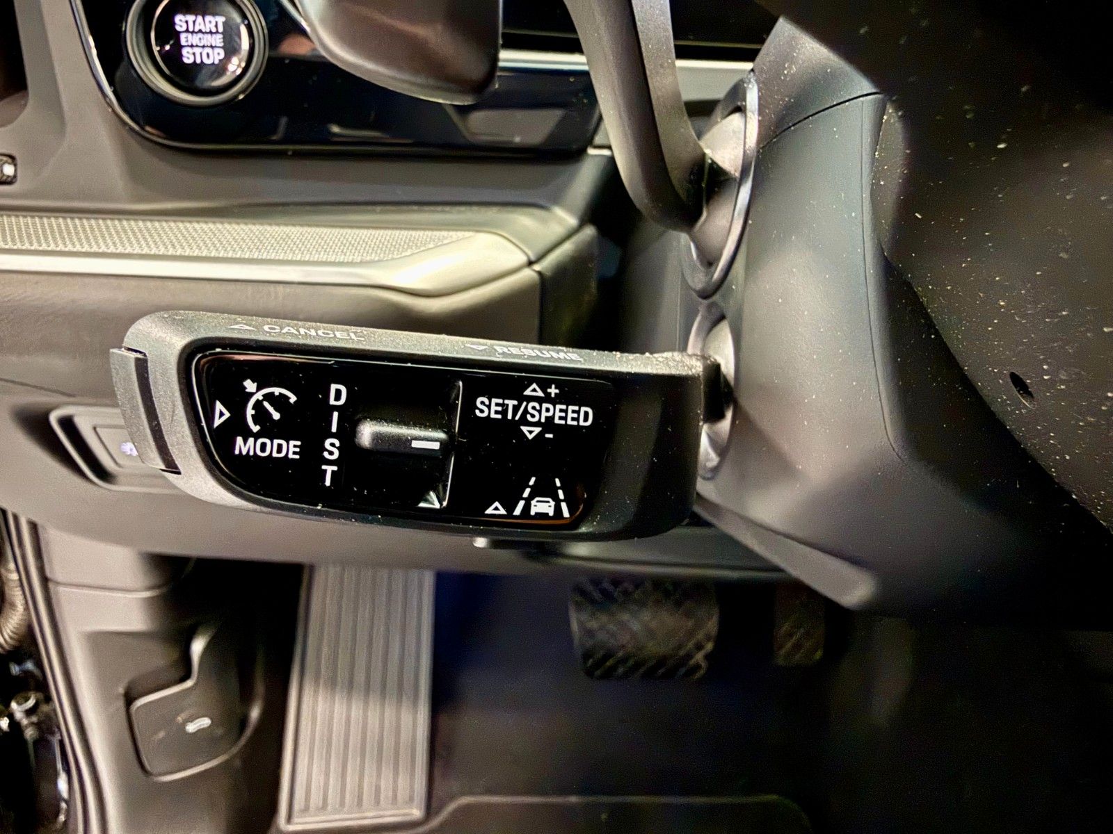 Porsche Cayenne SportDesign/Luftfederung/ACC/HUD/22Zoll foto 20