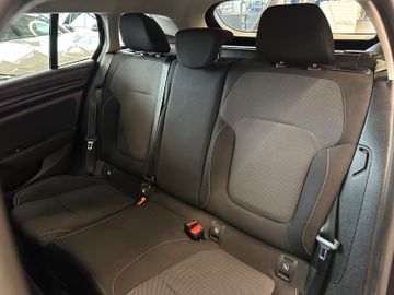 Renault Megane IV Grandtour Play *Navi*AHK*Sitzheiz.*