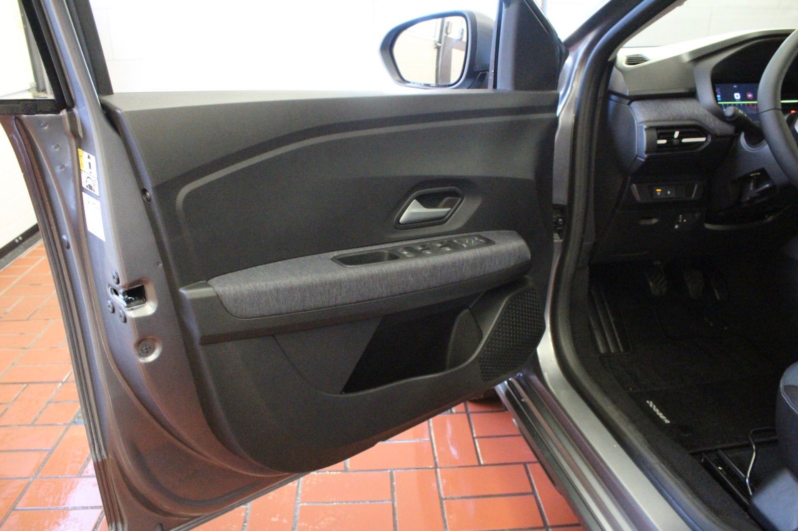 Fahrzeugabbildung Dacia Jogger TCE 110 Journey MY 2026