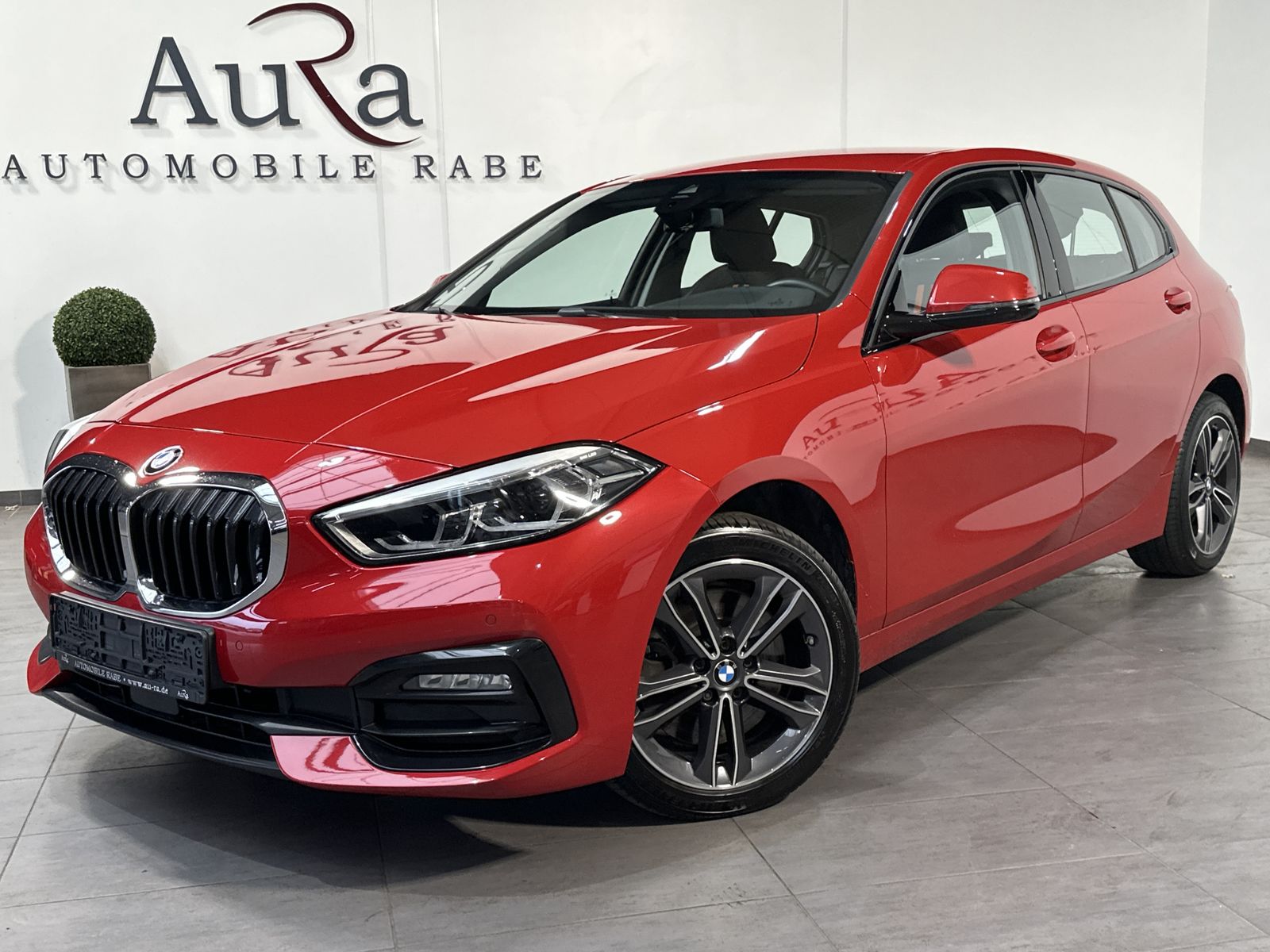 Fahrzeugabbildung BMW 120d xDrive Aut. Sport-Line NAV+LED+PDC+SHZ+17ZO