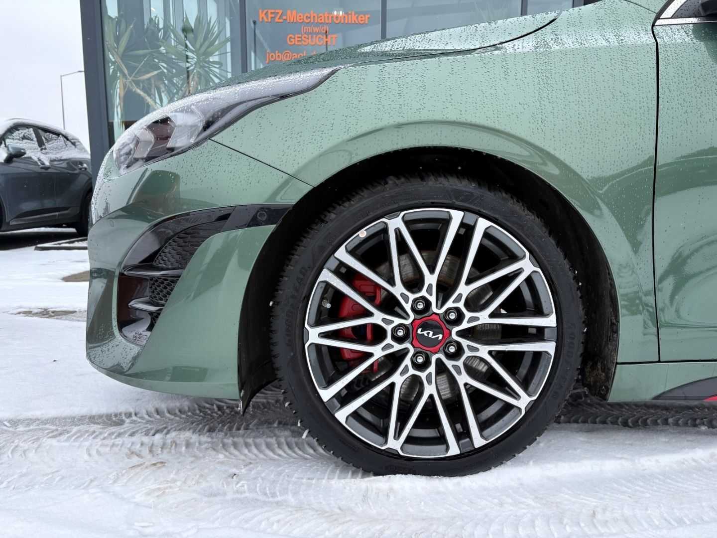 Fahrzeugabbildung Kia ProCeed GT VerkehrszeichER Kamera TotWinkASS AHK