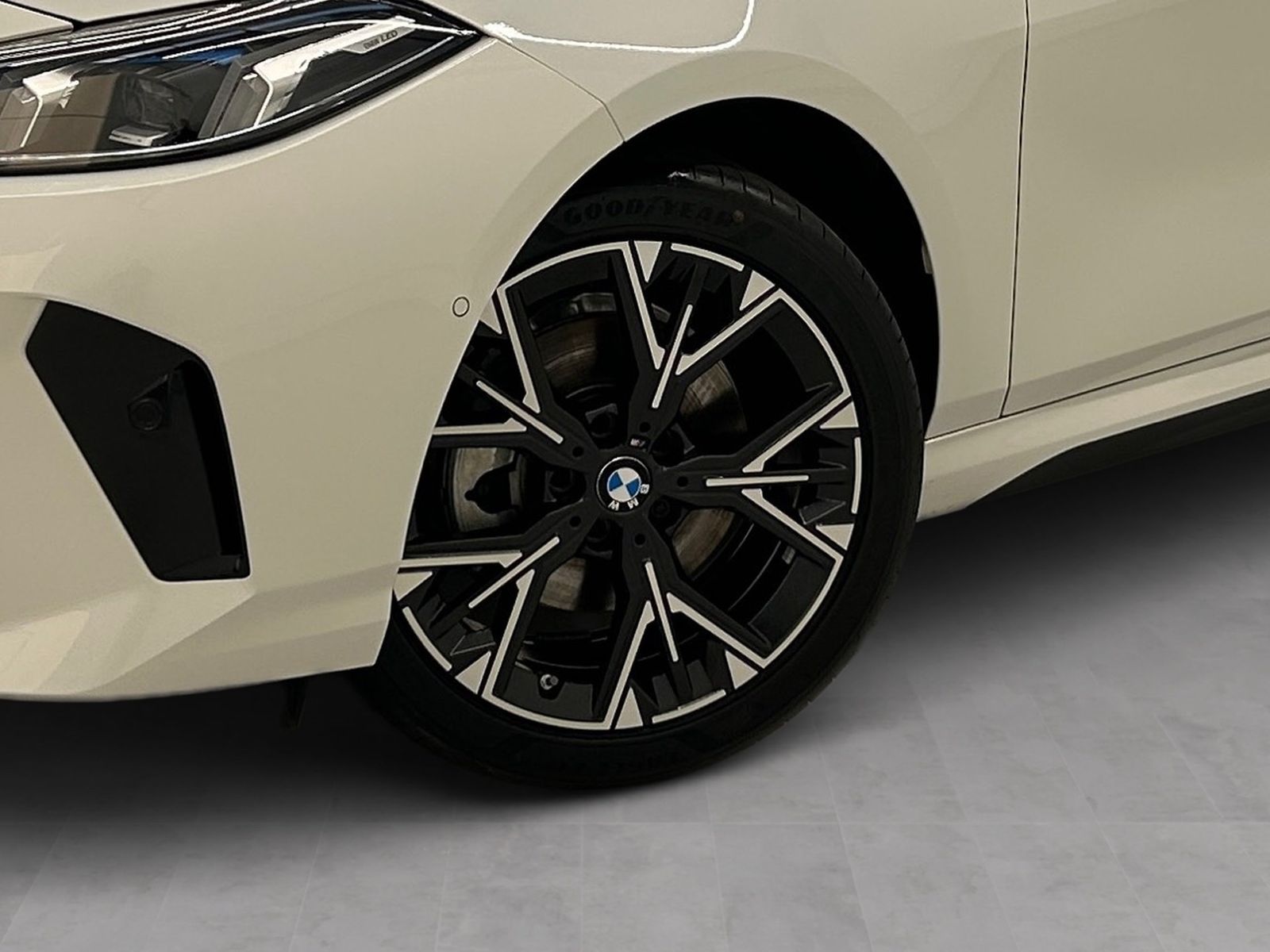 BMW 120 - Bild 8