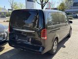 Mercedes-Benz V 250 d EDITION lang / Distr / 6- Sitzer - gebrauchte Mercedes-Benz V 250 aus dem Jahr 2022