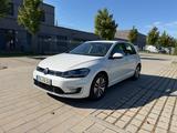Volkswagen Golf e-Golf - mit Elektro-Antrieb: Weiß