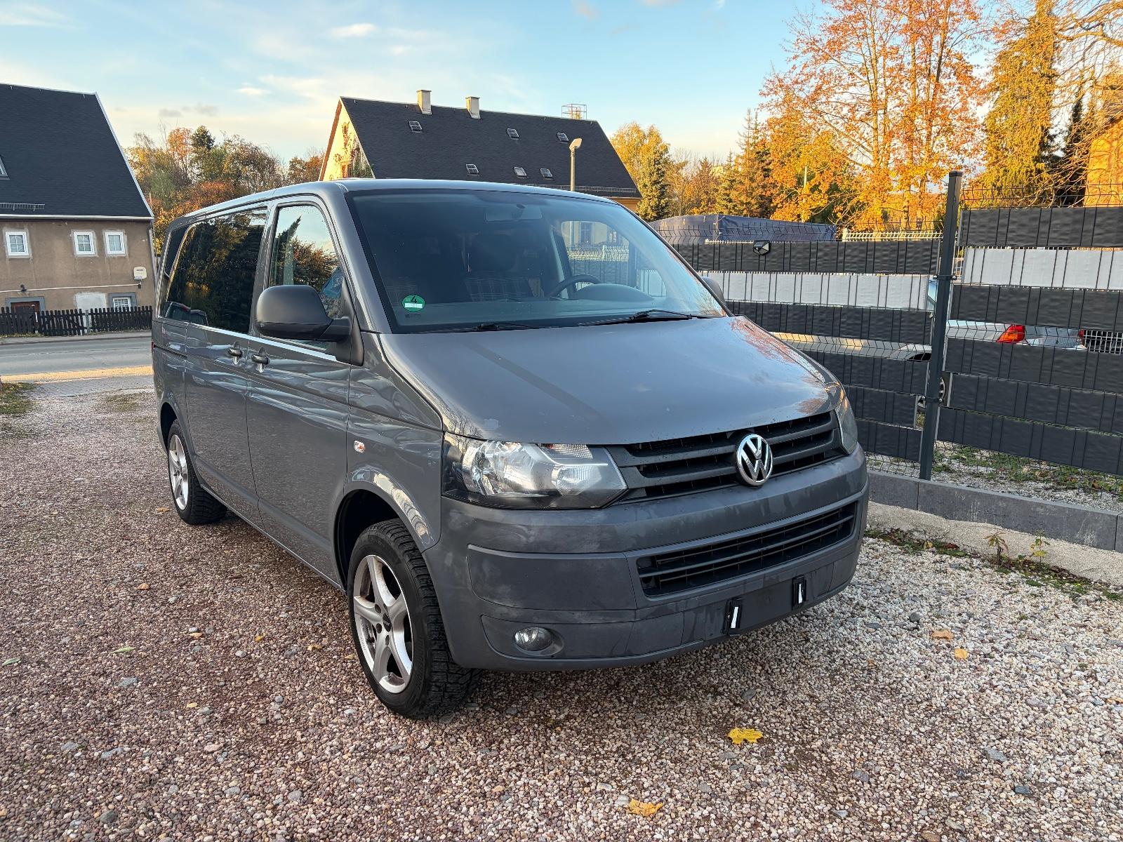 Volkswagen T5 Kombi