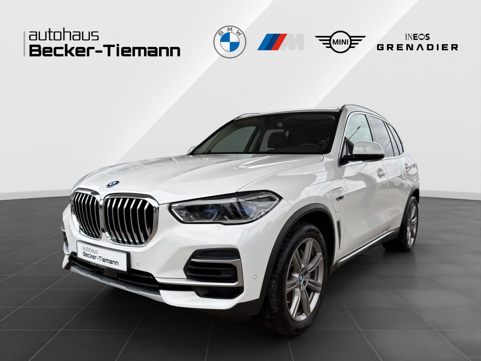BMW X5 xDrive45e | Laser| Ahk| Panorama| ACC| Soft-C