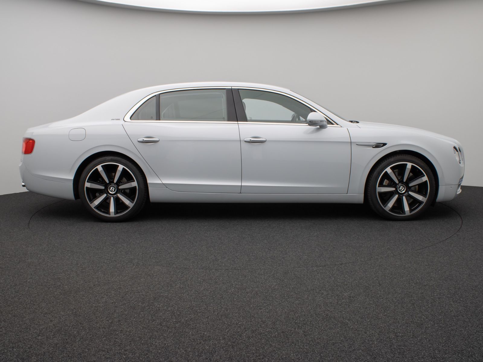 Fahrzeugabbildung Bentley Continental Flying Spur W12 Mulliner by Concord
