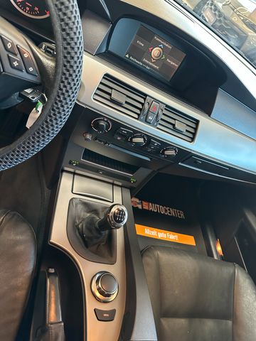 BMW 530 i Touring *Klima*Navi*Xenon*AHK*Freisprech*
