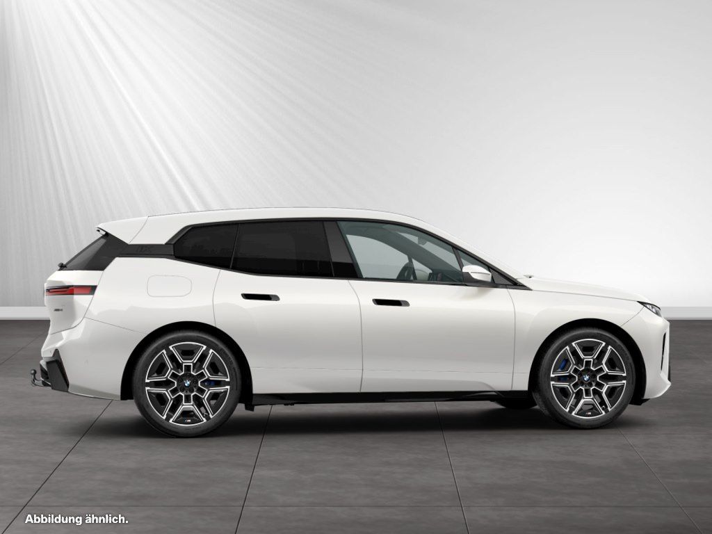 BMW iX - Bild 11