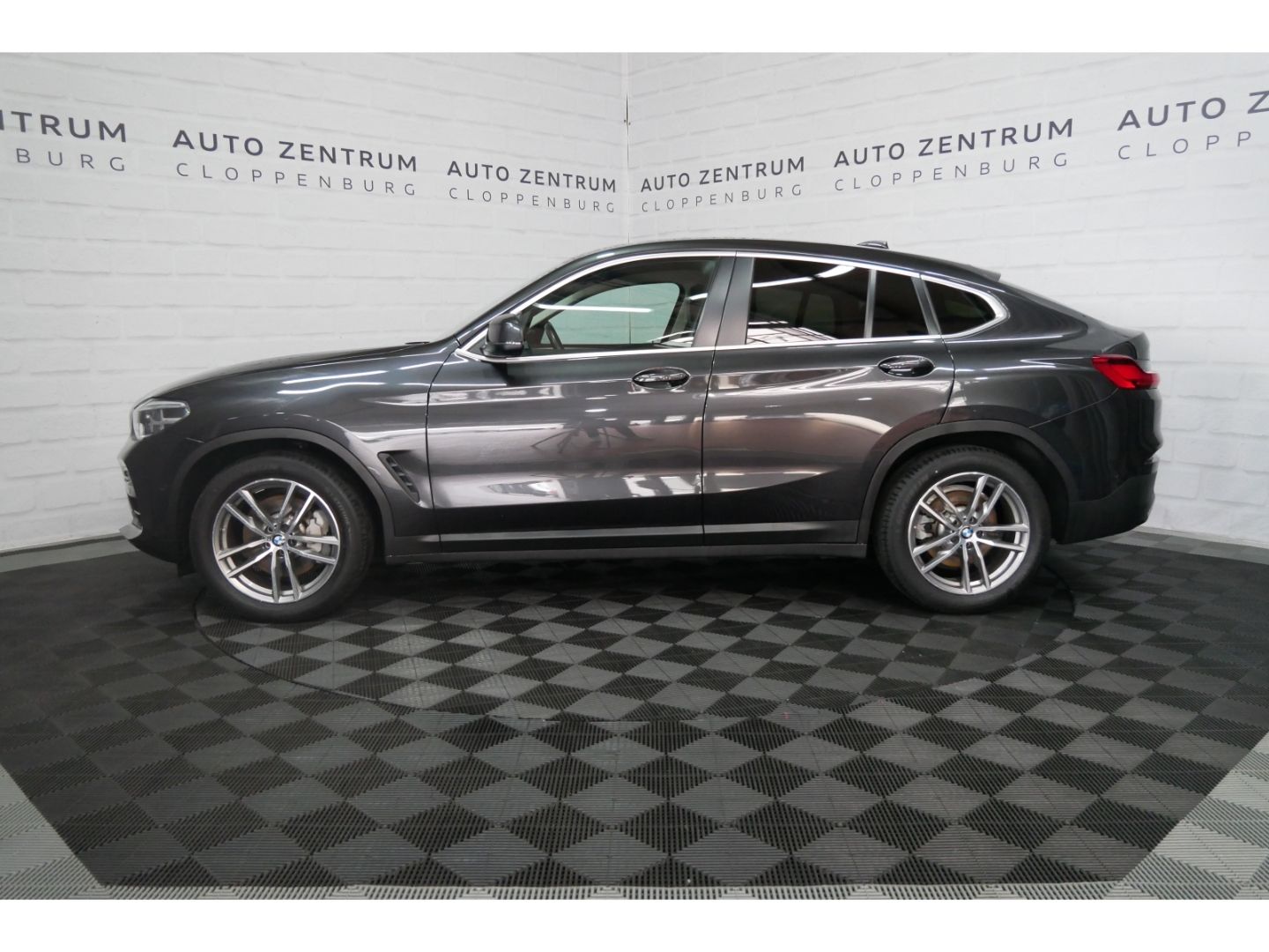 BMW X4 30 i xD Advantage LED+Navi+Leder+HUD+Cam+19'' imagem 2
