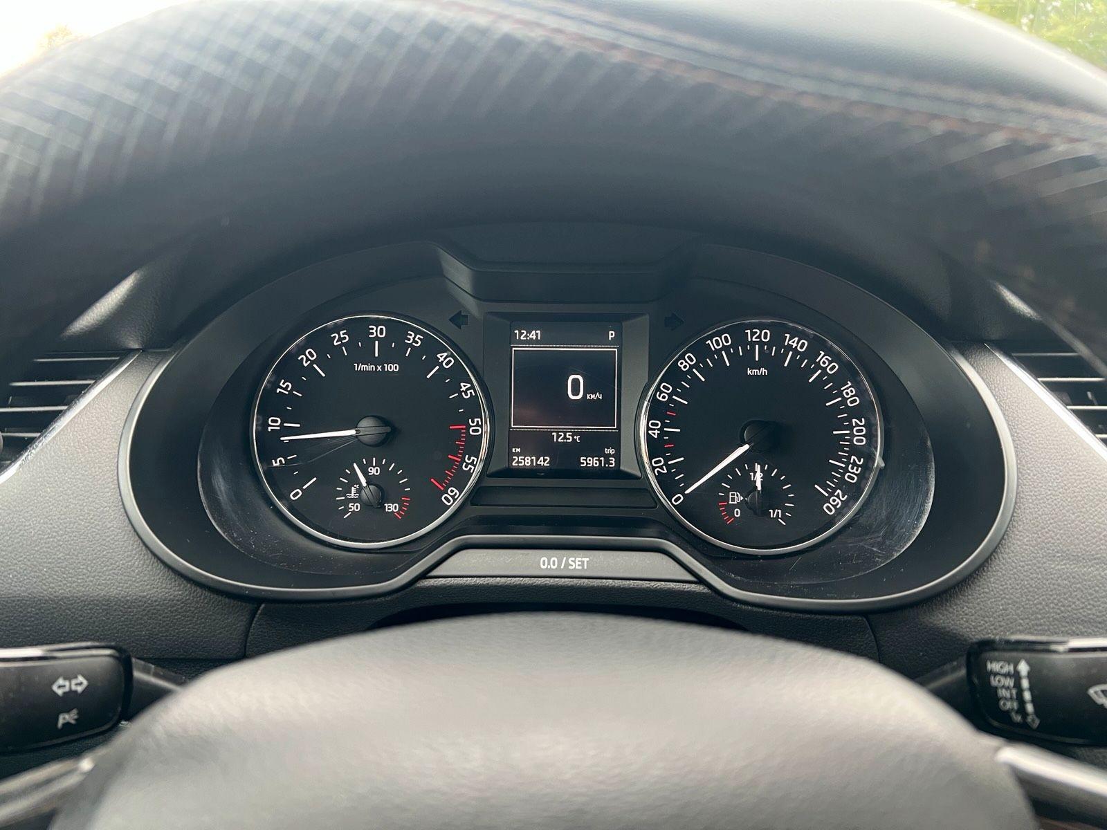 Skoda Octavia 2015 — photo 7