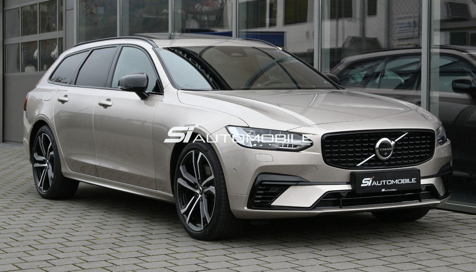 Fahrzeugabbildung Volvo V90 T8 AWD Recharge Ultimate Dark °UVP 96.060€°