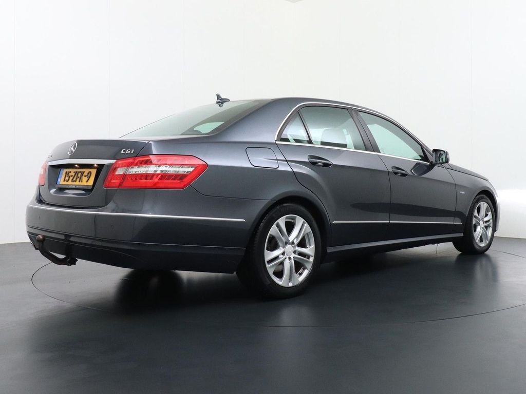 Mercedes-Benz E 200 CGI Business Class Avantgarde