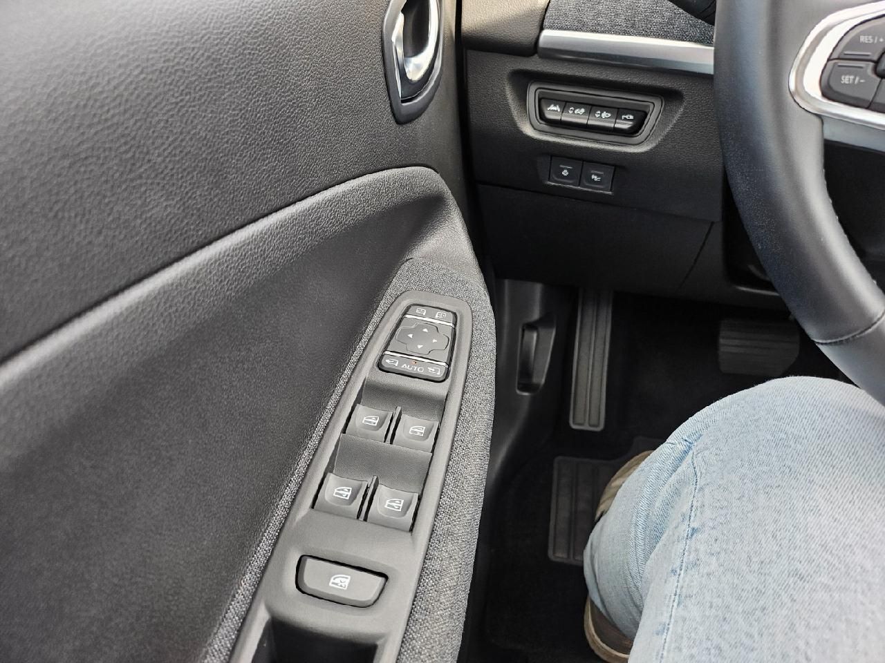 Fahrzeugabbildung Renault Zoe Intens  großes AkkuNavi Kamera Winterpaket