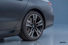 BMW M760 – 8 / 29