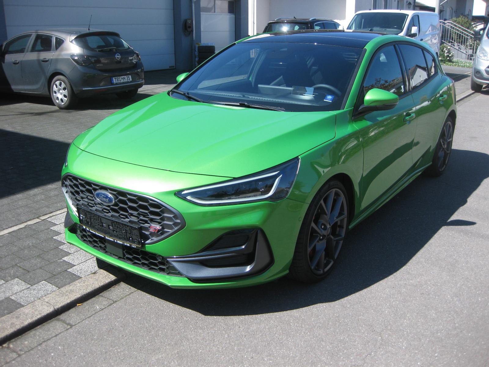 Ford Focus Lim. 2,3 ST X, 6-Gang, Schiebedach
