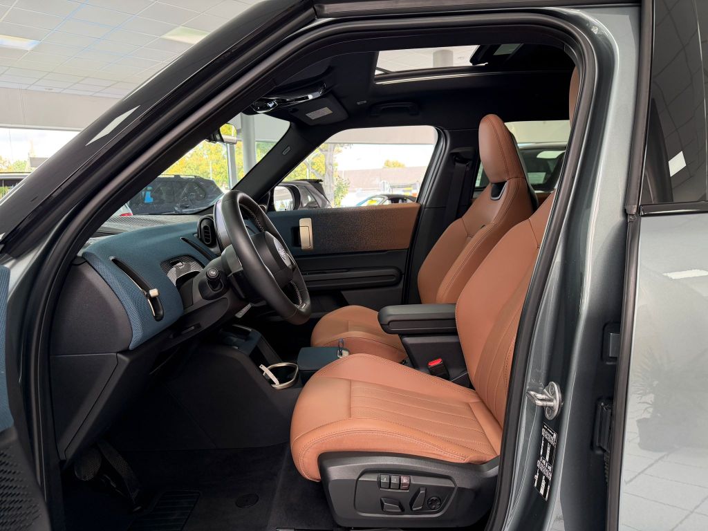 Mini Cooper D Countryman PANO*MASSAGE*HUD*AHK*360°H/K