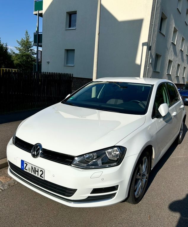 Image of Volkswagen Golf