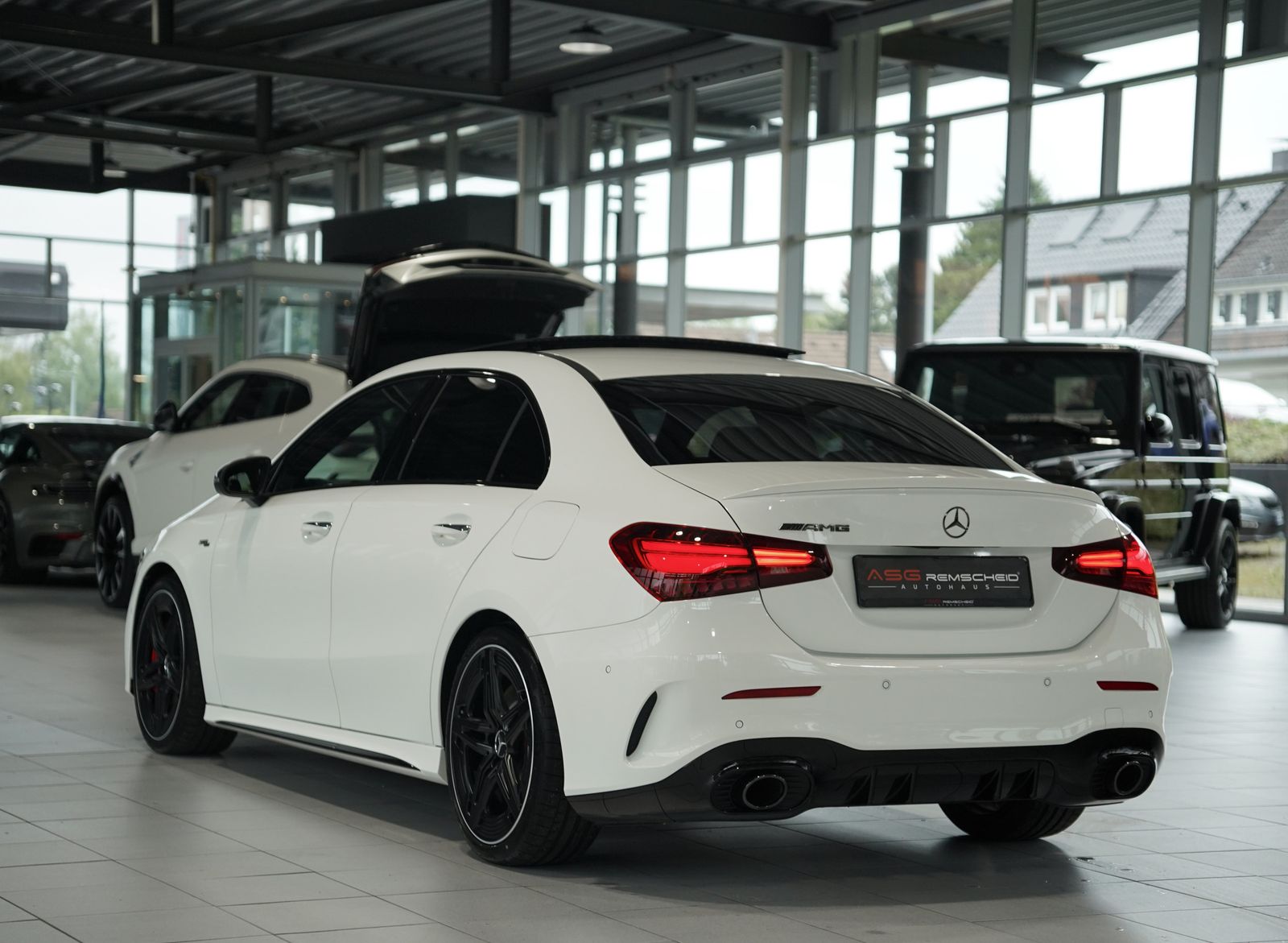 Mercedes Benz A 35 Amg