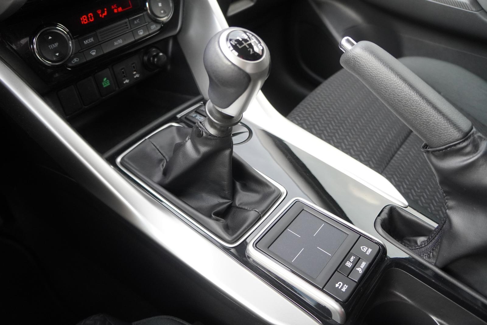 Mitsubishi Eclipse Cross 1.5 Diamant Edition AHK Kamera PDC