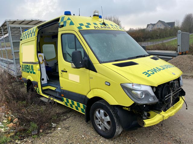 Mercedes Benz Sprinter 206 CDI Ambulance