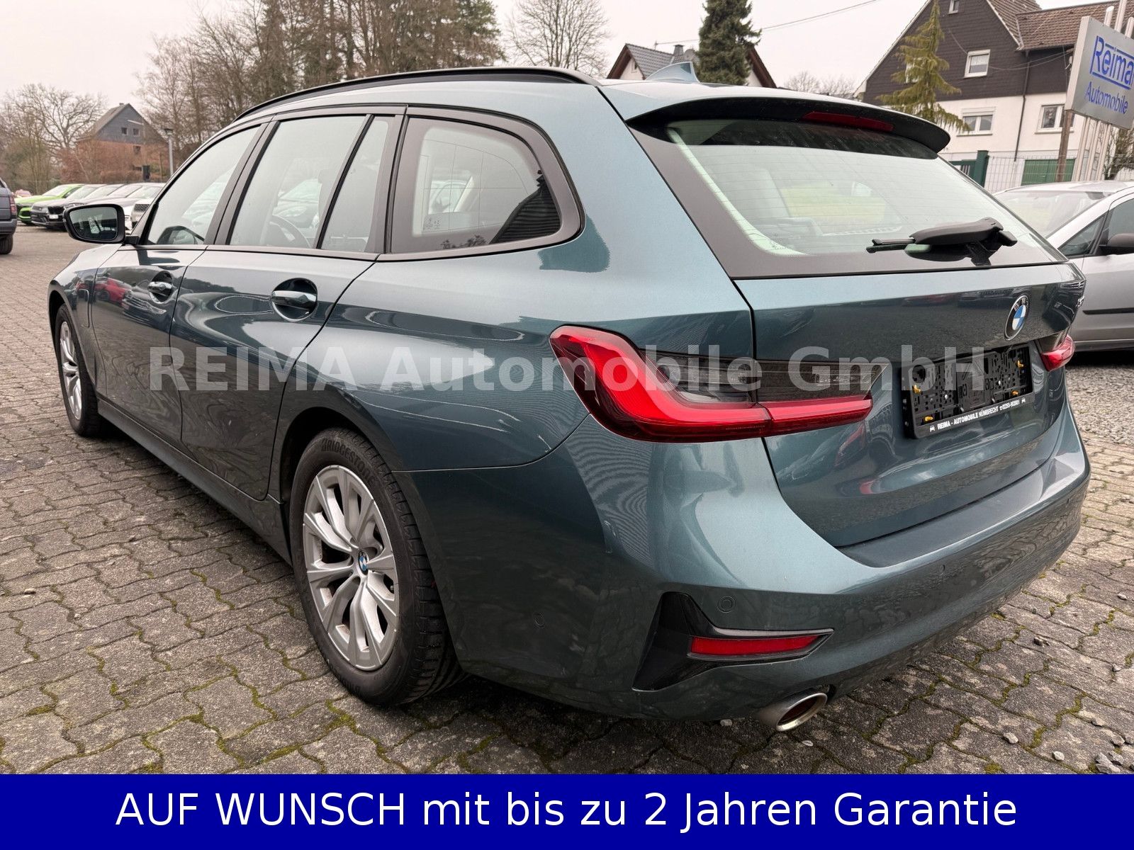 Fahrzeugabbildung BMW 330e Touring, LED, 360°, Navi
