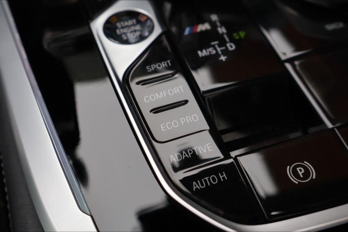 BMW X7 M50 d 7-Sitzer/Laser/Navi/SoftClose/STHZ/AHK