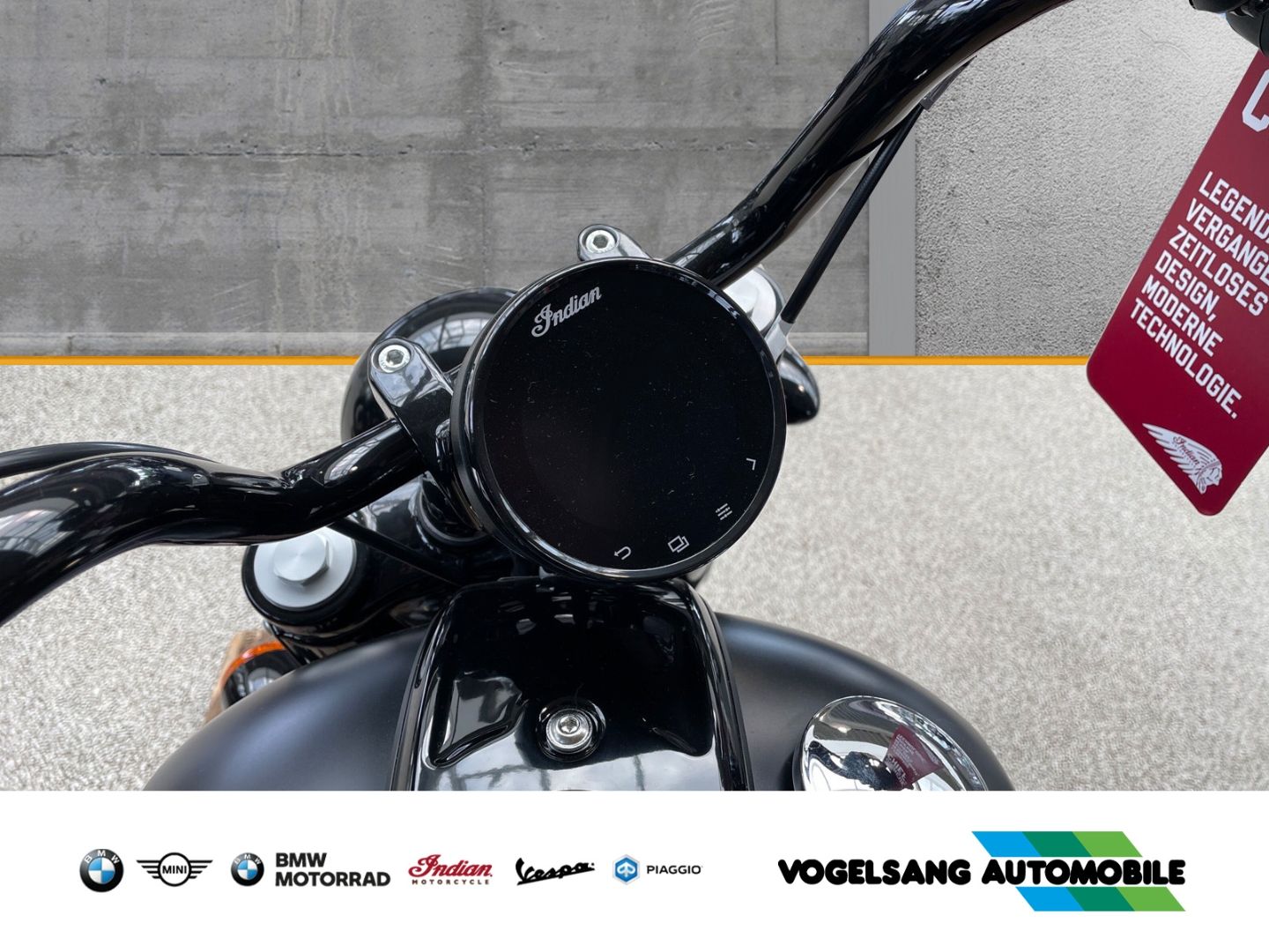Fahrzeugabbildung Indian Chief Bobber Dark Horse, TFT-Display, Keyless-Ri