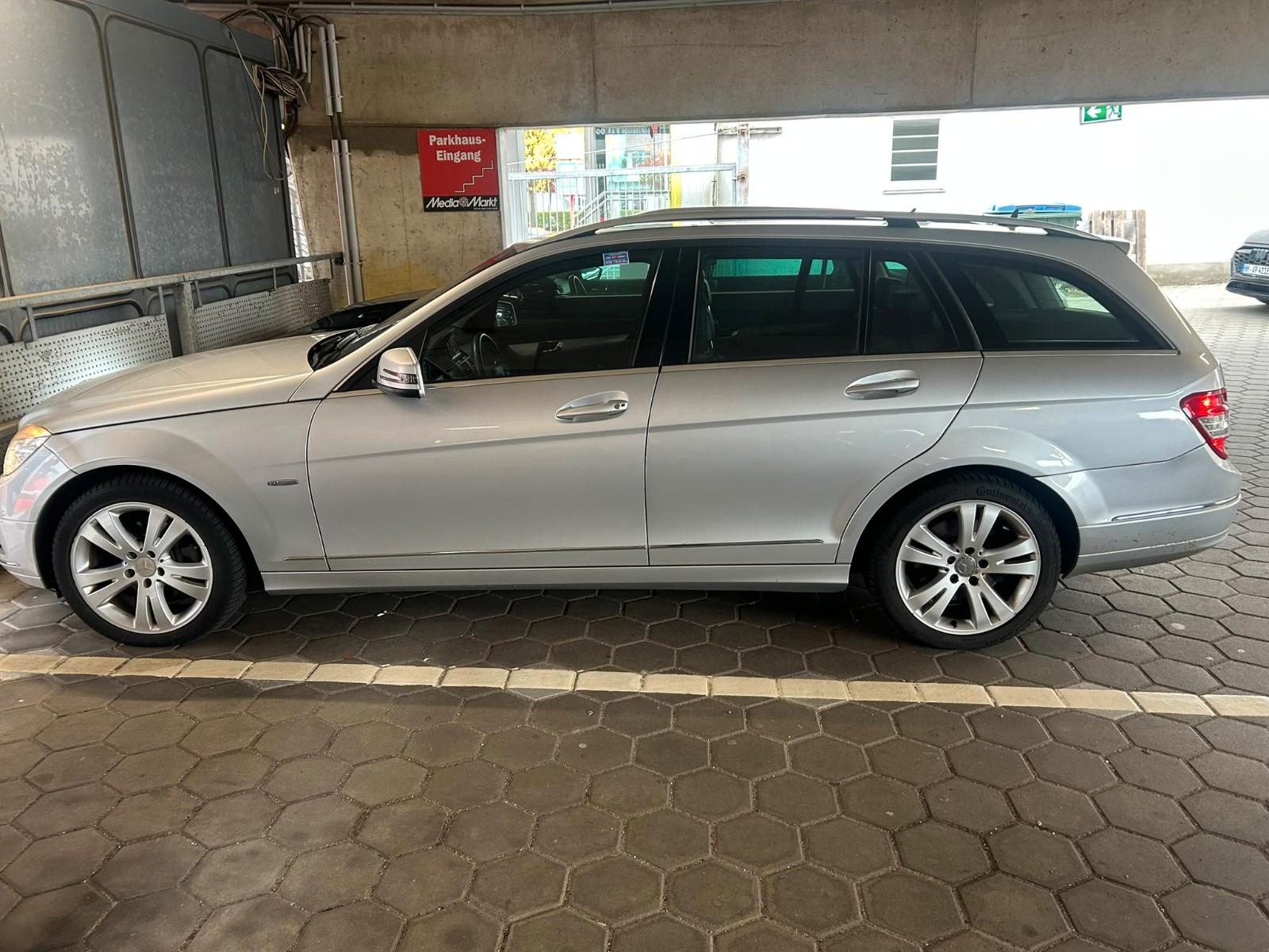 Mercedes-Benz C250, 2011