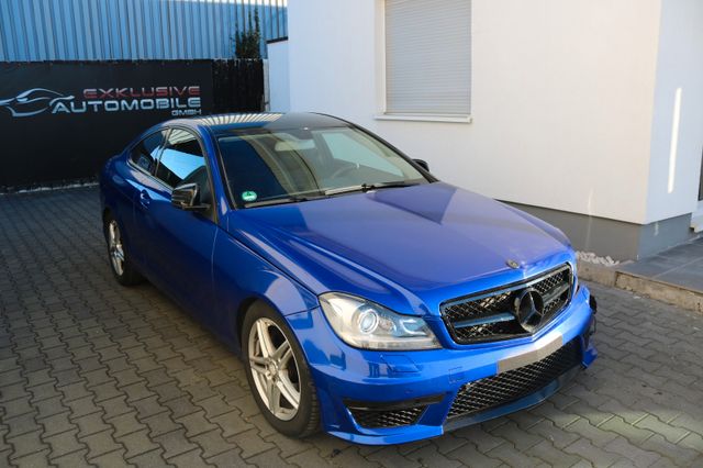 Mercedes-Benz C 180 Coupé AMG LINE AUTOMATIK NAVIGATION XENON