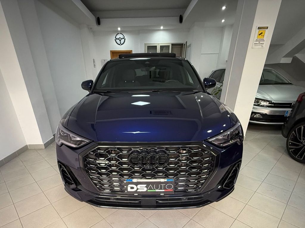 Image of Audi Q3