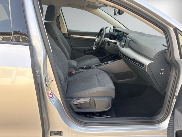 Golf VIII Variant 2.0 TDI DSG LED+NAVI+ACC+SIHZ+