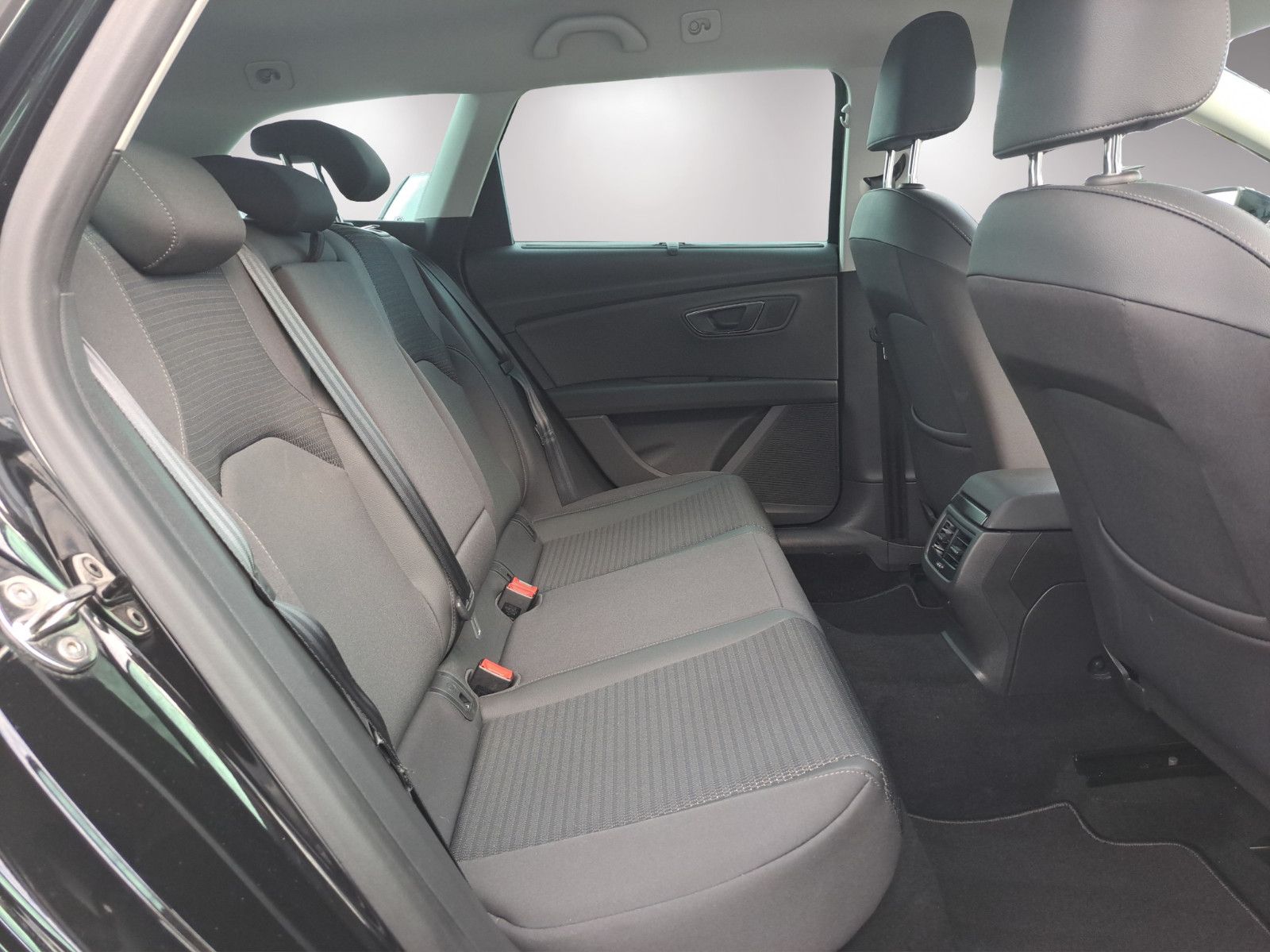 Leon ST Xcellence 1.5 TSI LED SHZ PDC Navi