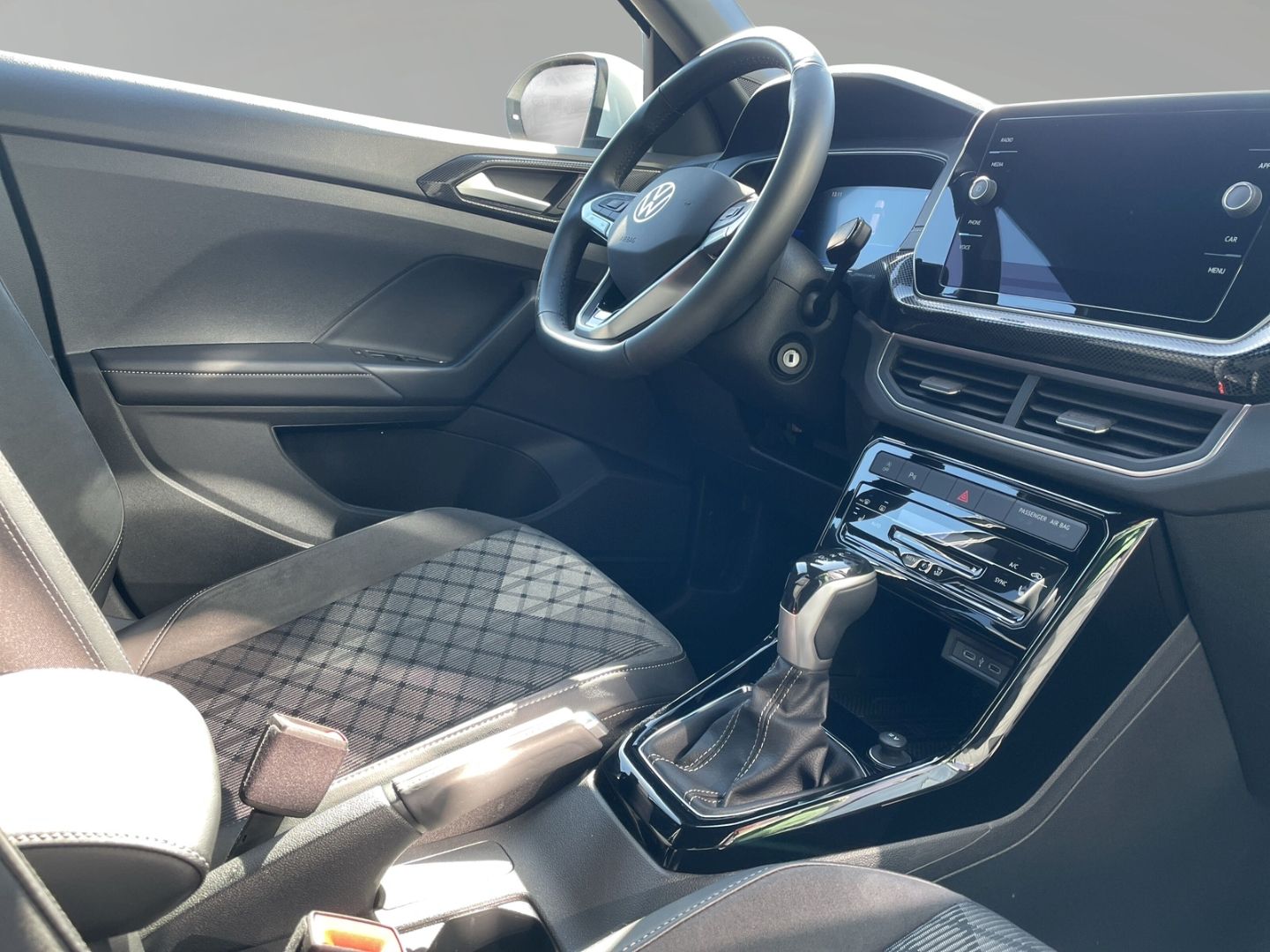 Volkswagen T-Cross - Bild 6