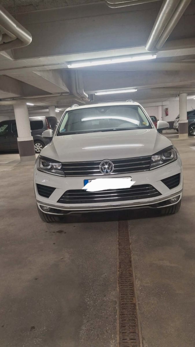VW Touareg 3.0 V6 TDI -Standheizung, Abstandstemp.