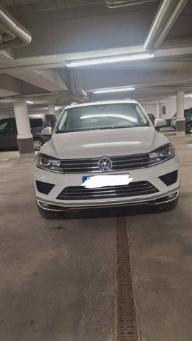 VW Touareg 3.0 V6 TDI -Standheizung, Abstandstemp.
