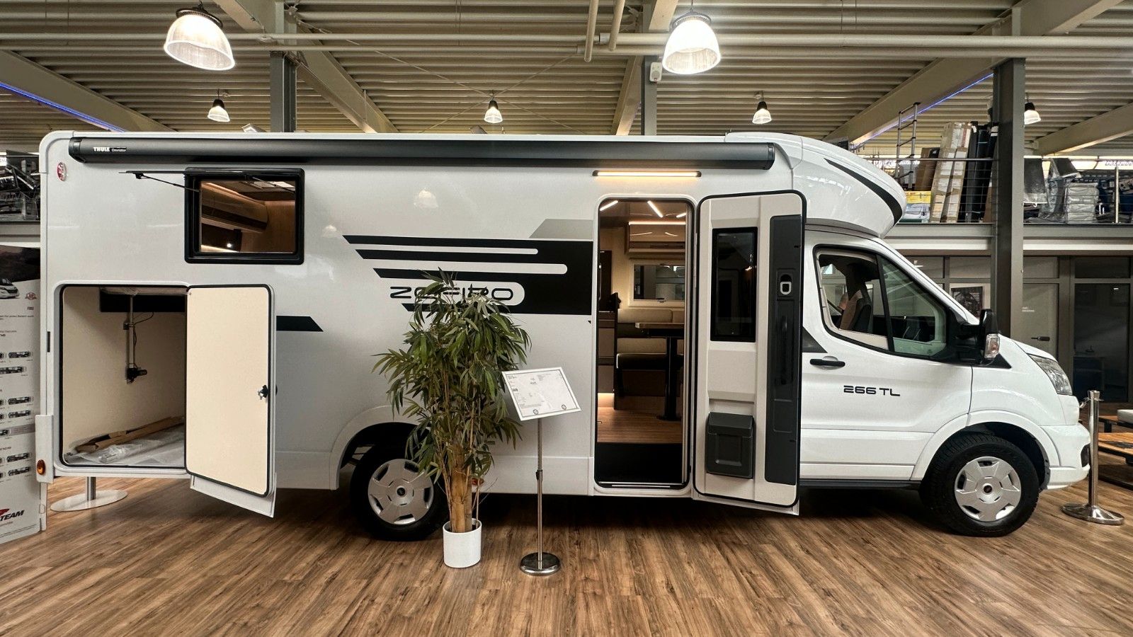 Fahrzeugabbildung Roller Team Zefiro 266TL FORD AUTOMATIK Modell 2026