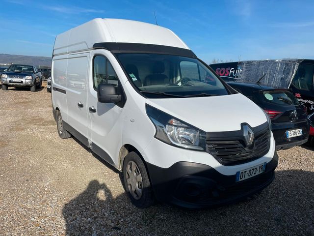 Renault Trafic III 1.6 DCi 120 H2 / DT073